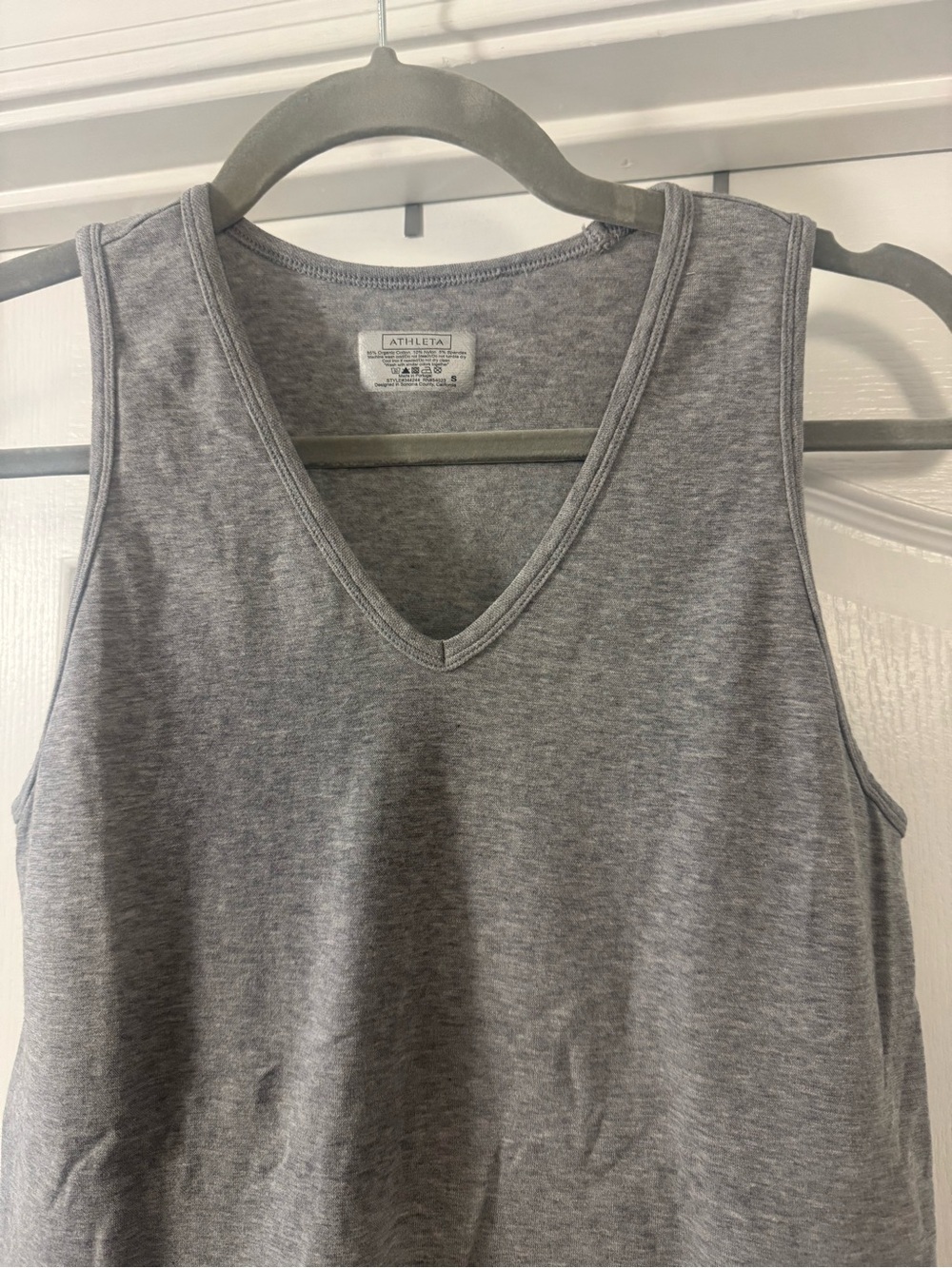 Athleta Gray V-Neck Tank Top - Picture 2 of 7